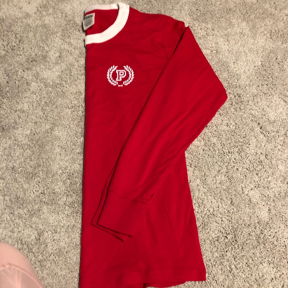 Red long sleeves from pink